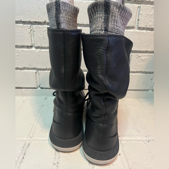 NIKE Roshe Two Hi Flyknit Trainers Sneakers Boots - Picture 5 of 9